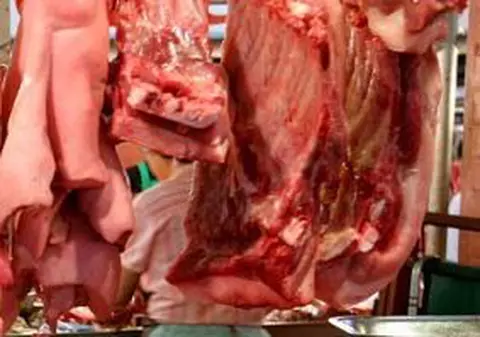 10 ani de puşcărie pentru că a furat o bucată de carne