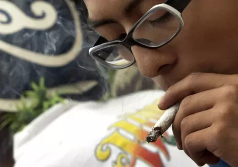 Americanii din 14 state tratează sindromul ADHD cu marijuana