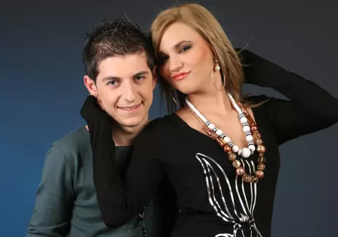 Trupa Datina ia 10.000 de dolari pentru două concerte la Chicago