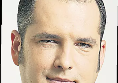 Mădălin îl acuză pe Măruţă că-l copiază