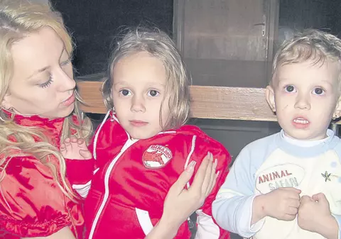 Copiii lui Marian Drăgulescu vor primi câte 220 de lei