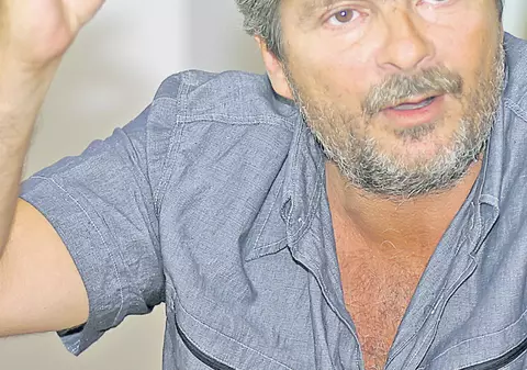 Vântu către hoţii care l-au prădat în 2007: «Predaţi-vă cu tot cu bani!»