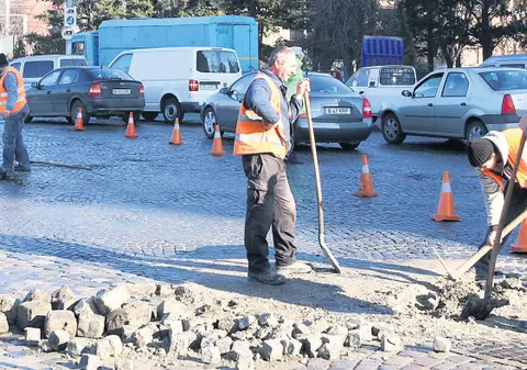 De luna viitoare şi până în iunie, Capitala va fi «ciuruită» de noi lucrări