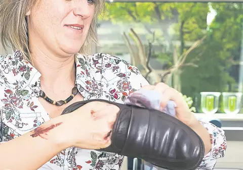 Vă intră apă în pantofi?