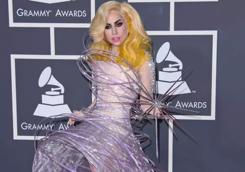 Lady Gaga a plâns după duetul cu Elton John
