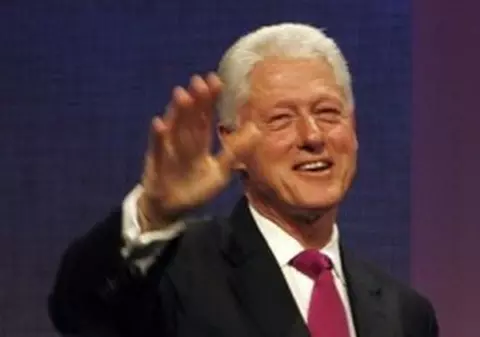 Fostul preşedinte SUA, Bill Clinton, operat la inimă