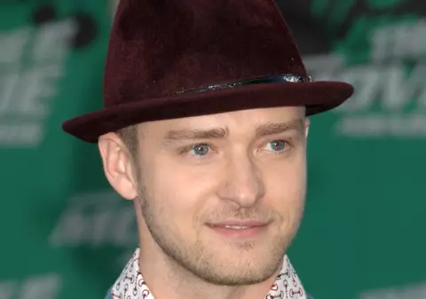 Mama lui Justin Timberlake vrea nepoţei!