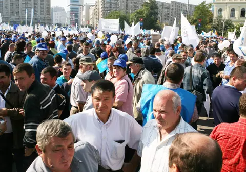 Agricultorii se pregătesc să iasă în stradă