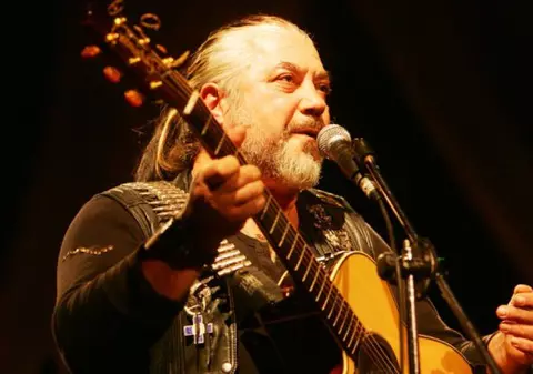 După o paradă pe motociclete, concerte Nicu Covaci şi Phoenix 