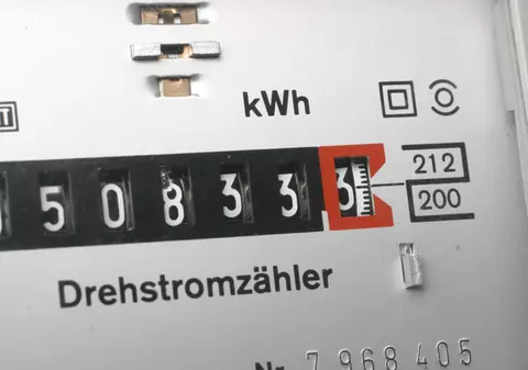 Româncă arestată în Spania pentru furt de electricitate
