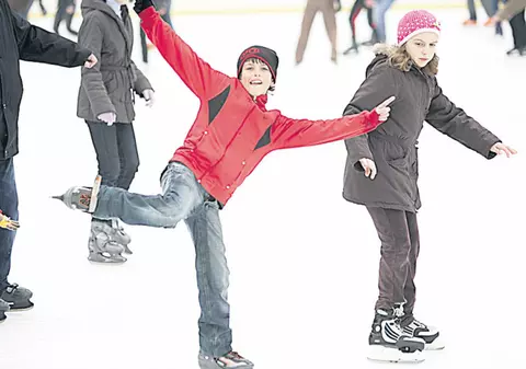 La ce să fiţi atenţi când mergeţi la patinoar