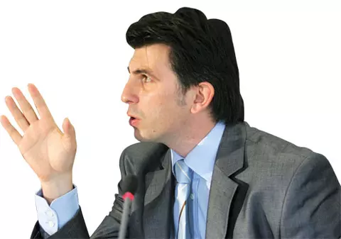 Lupescu: «Mutule, trebuia să fii mai atent!»