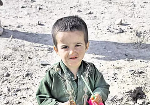 Hamid a aruncat prăjitura pentru că nu ştia ce e...