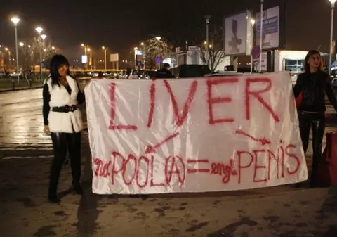 Aşa i-au primit românii pe englezi