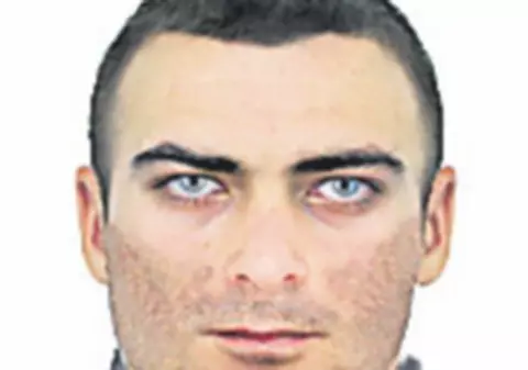 Valutistul din Siret caută ucigaşii familiei sale