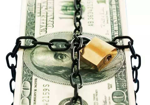 Bursele elevilor, tăiate