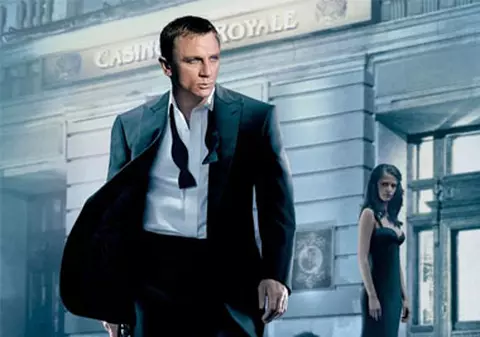 Îmbracă-te ca James Bond cu bani puţini