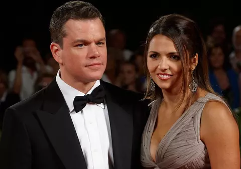 Matt Damon se simte copleşit de fetele din familia sa