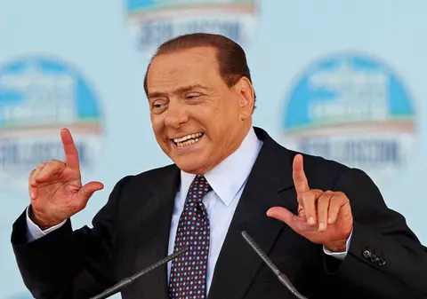 Berlusconi comite o nouă gafă