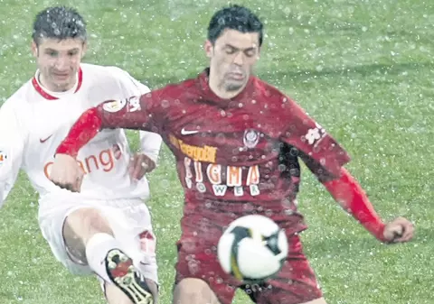 CFR Cluj - Dinamo 2-2 / Cascadorii râsului