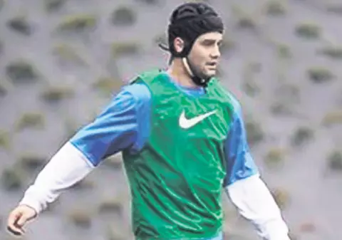 Revine Chivu mâine?