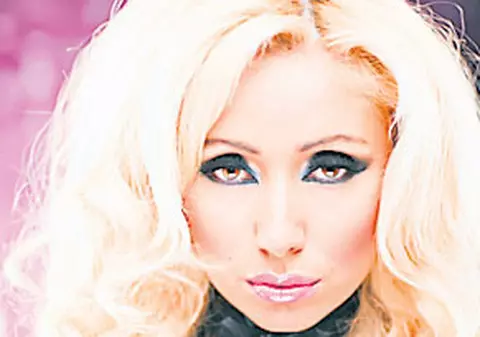 Sonia Trifan: «Îl fac cântăreţ pe Mitea»