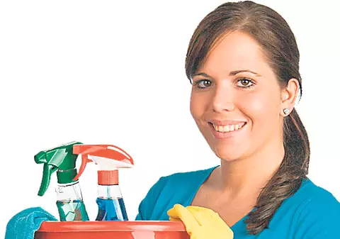 Curăţă casa ecologic: foloseşte alcool alb