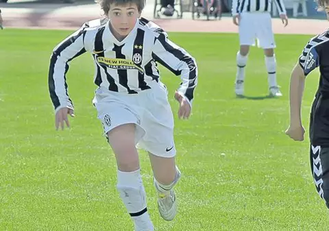 Ei sunt moştenitorii ”Regelui”!