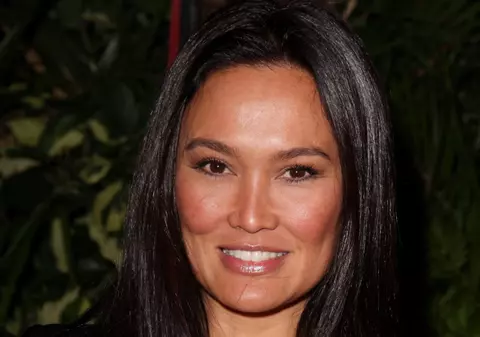 Tia Carrere divorţează
