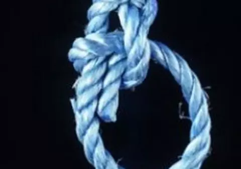 Un bărbat şi o femeie, spânzuraţi unul lângă altul în Piteşti 