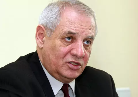 Şeitan şi Boc , reclamaţi pentru discriminarea taţilor