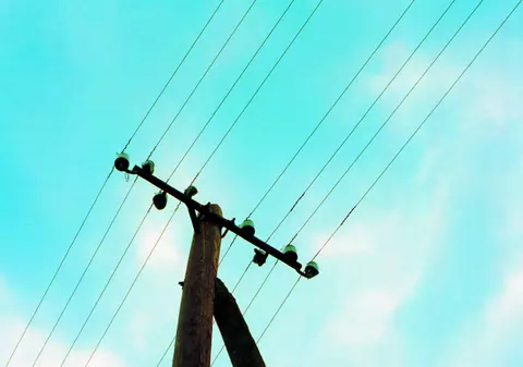Şase romi au furat peste o tonă de cablu electric în Sicilia