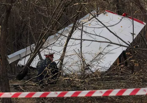 De ce avionul preşedintelui polonez nu a aterizat pe aeroportul civil? 