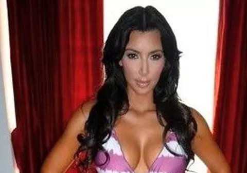 Kim Kardashian vrea să simtă din nou fiorul primei întâlniri
