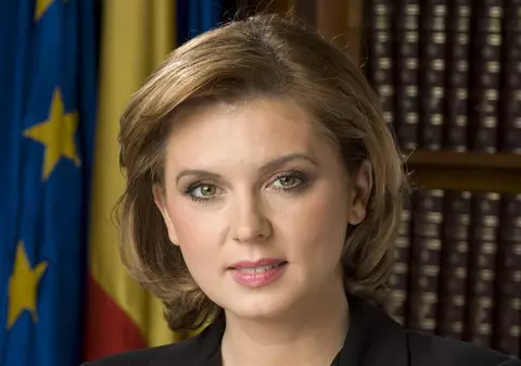 Anastase şi Geoană nu vor ziduri în jurul Casei Poporului