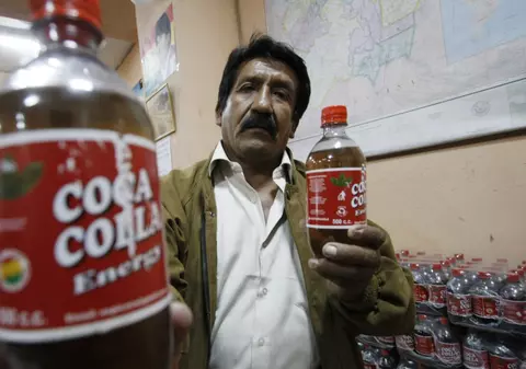 Băutura "Coca Colla" făcută din frunze de coca a fost lansată în Bolivia