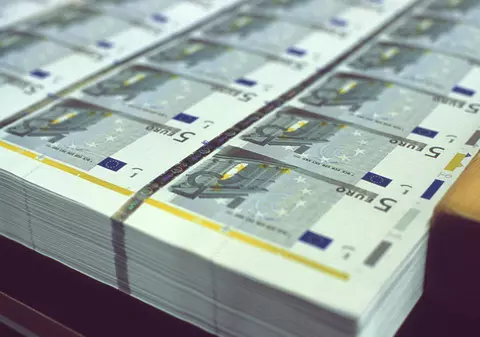 Un magnat chinez, judecat pentru dare de mită