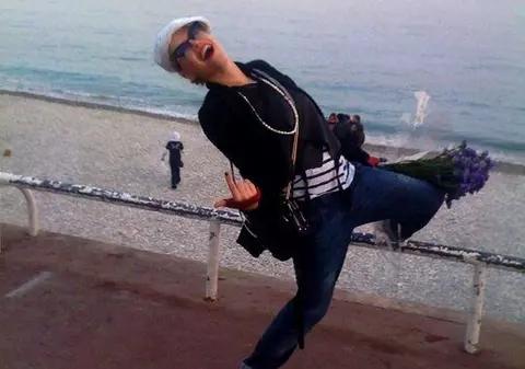 Foto / Loredana îşi face de cap la Nisa