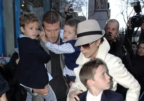 David Beckham vrea ca şi fiii lui să fie fotbalişti 