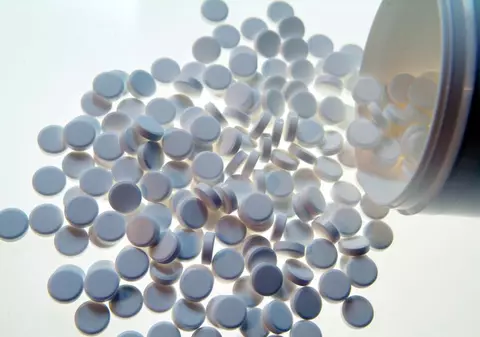 SIE a dat 87.000 de lei pe laxative şi medicamente