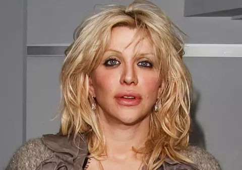 Courtney Love: ”Banii din muzica lui Kurt Cobain sunt blestemaţi”