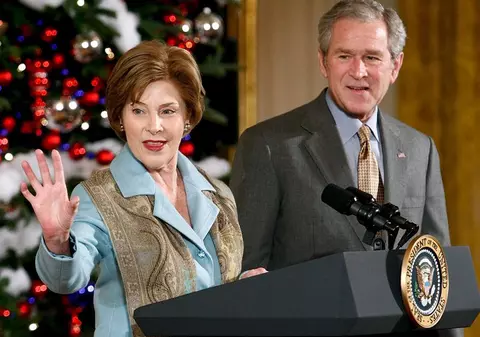 Laura Bush: ”Am fost victimele unei tentative de otrăvire”