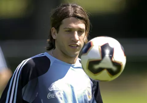 Patru fotbalişti argentinieni folosesc paşapoarte false pentru a juca în Europa