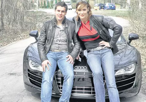Frumosul Penescu jr şi bestia Audi R8