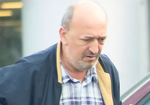 Crin Halaicu divorţează pentru o puştoaică?