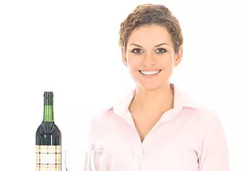 Vrei să faci bani în vacanţa de vară? Ia-ţi un job în Spania sau în Grecia!