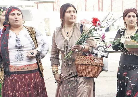 Vrăjitoarele vor plăti taxe!