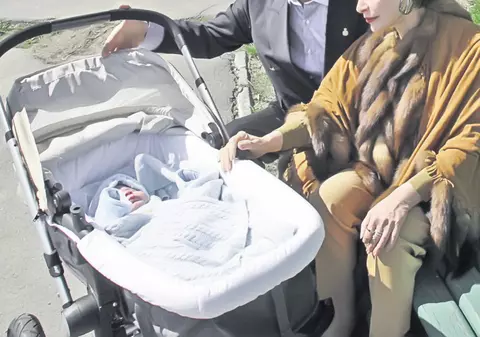 Avem invitaţia la botezul Micului Prinţ!