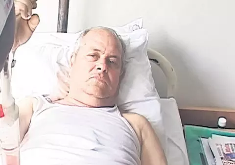 Dincuţă a căzut în casa liftului!