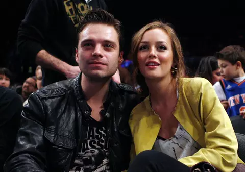 Sebastian Stan s-a împăcat cu Leighton, dar se distrează singur